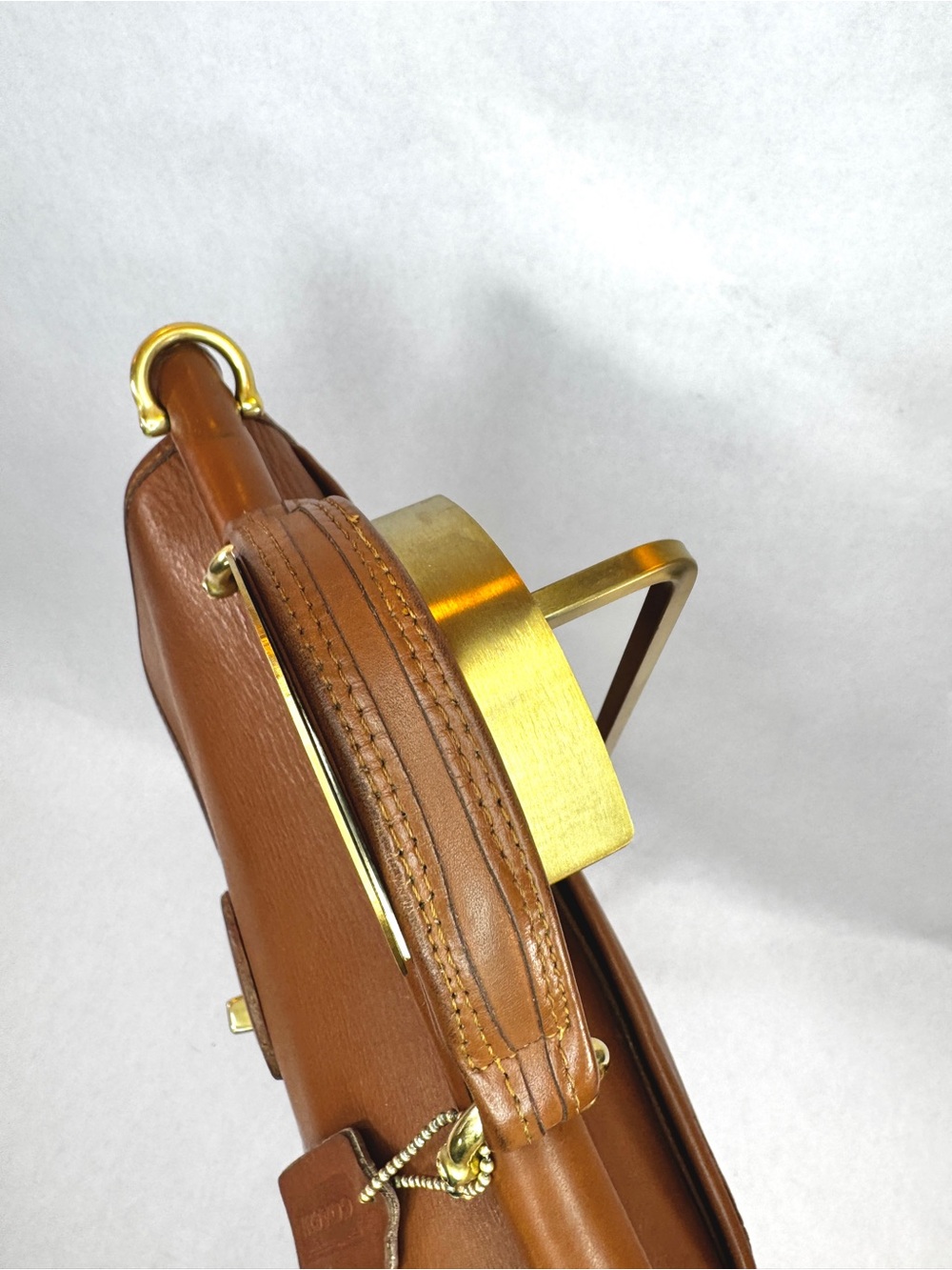 Vintage Coach Willis 9927 British Tan Leather Turnlock Top Handle Crossbody Bag - Picture 4 of 16